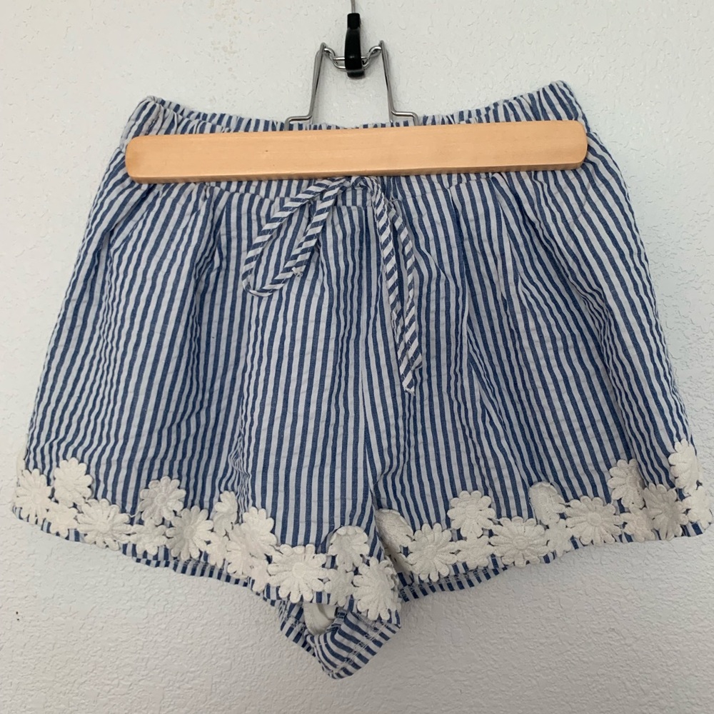 Foreign Exchange Shorts Striped Wht/Blu Size Small